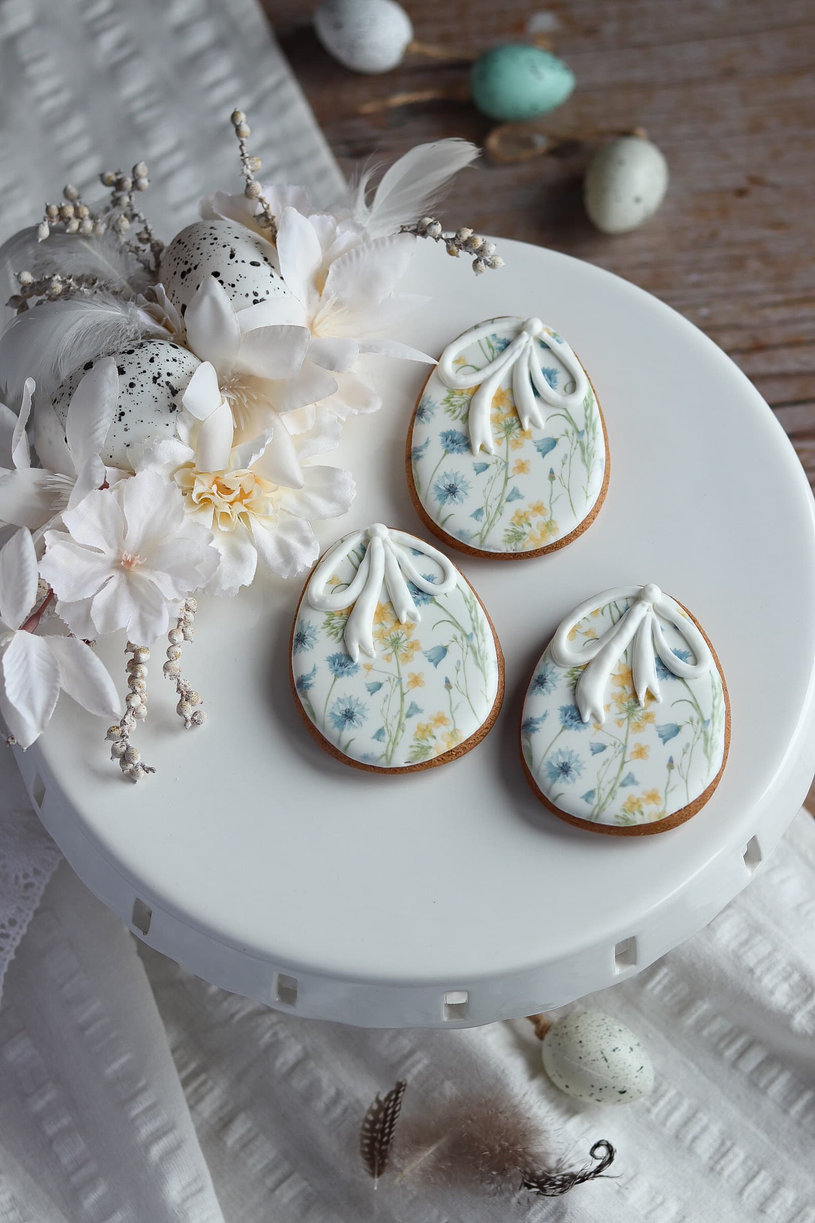 PISANKA Z KWIATAMI - PIERNICZEK WIELKANOCNY