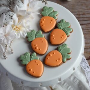 ZESTAW MARCHEWEK (2 SZTUKI) - PIERNICZEK WIELKANOCNY